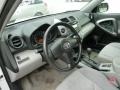 Super White - RAV4 4WD Photo No. 16
