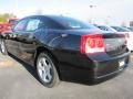 Brilliant Black Crystal Pearl - Charger 3.5L Photo No. 2
