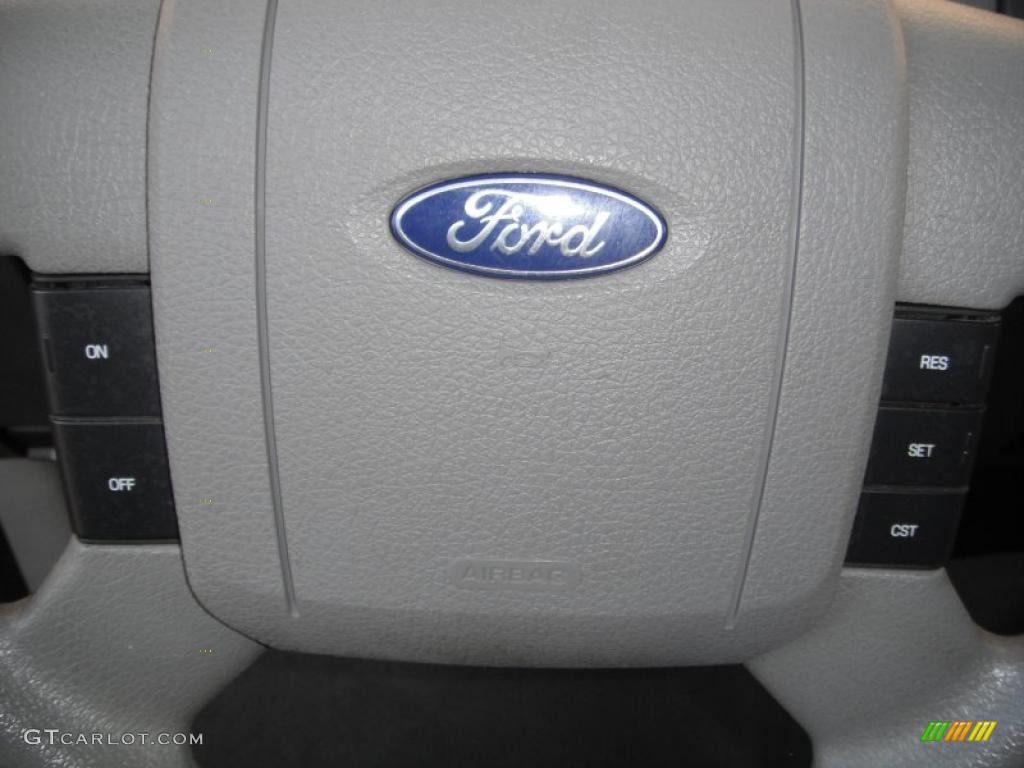 2006 F150 XLT SuperCrew - True Blue Metallic / Medium/Dark Flint photo #12