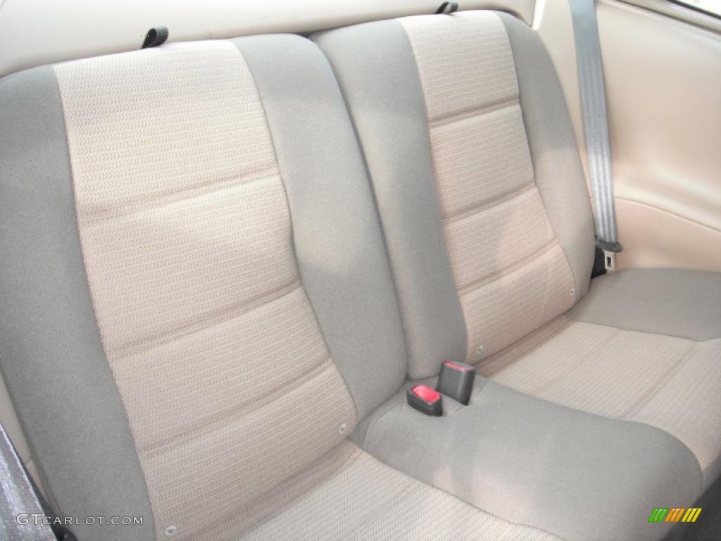 Medium Parchment Interior 2004 Ford Mustang V6 Coupe Photo #43722685