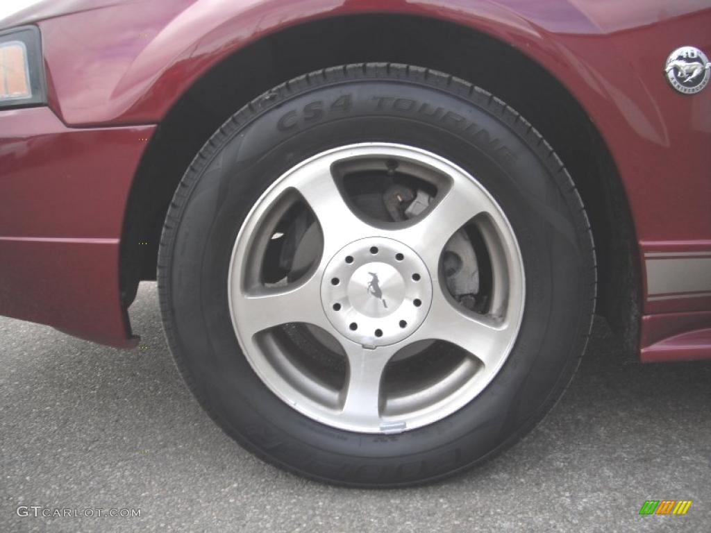 2004 Ford Mustang V6 Coupe Wheel Photo #43722693