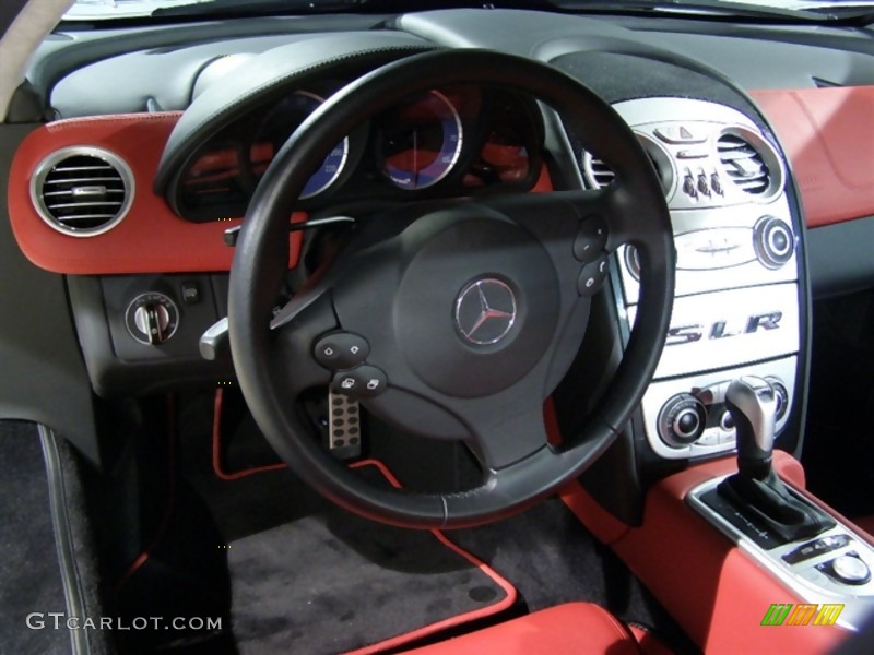 2006 Mercedes-Benz SLR McLaren Red Leather Steering Wheel Photo #43735