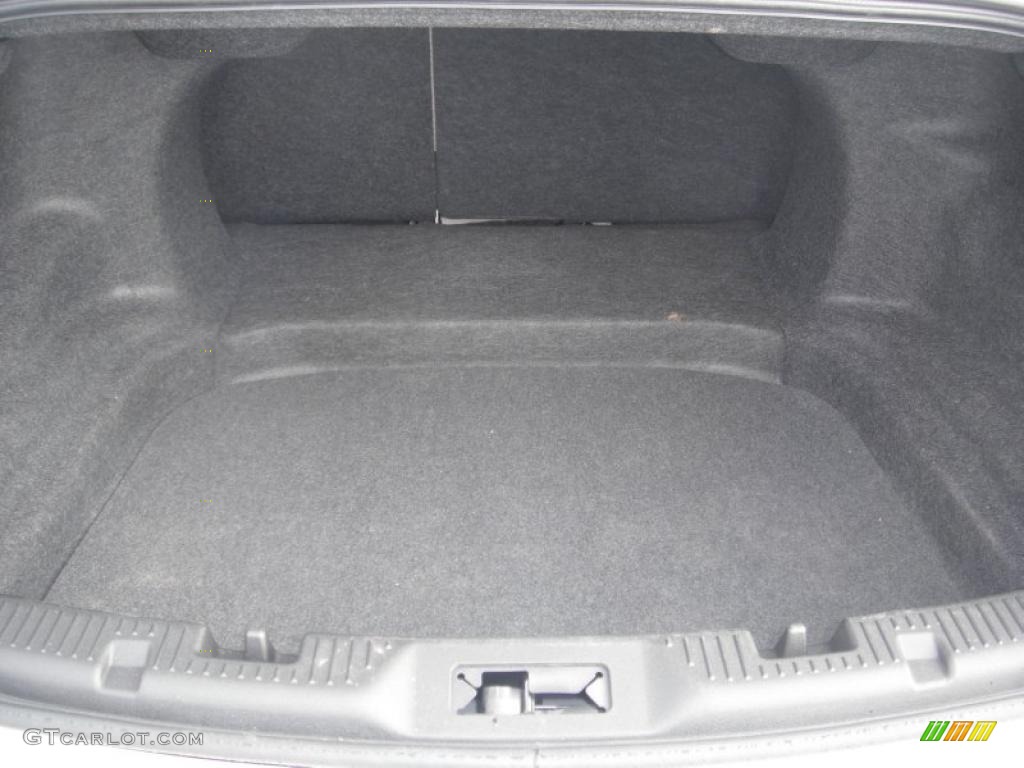 2011 Ford Taurus SEL Trunk Photo #43749888