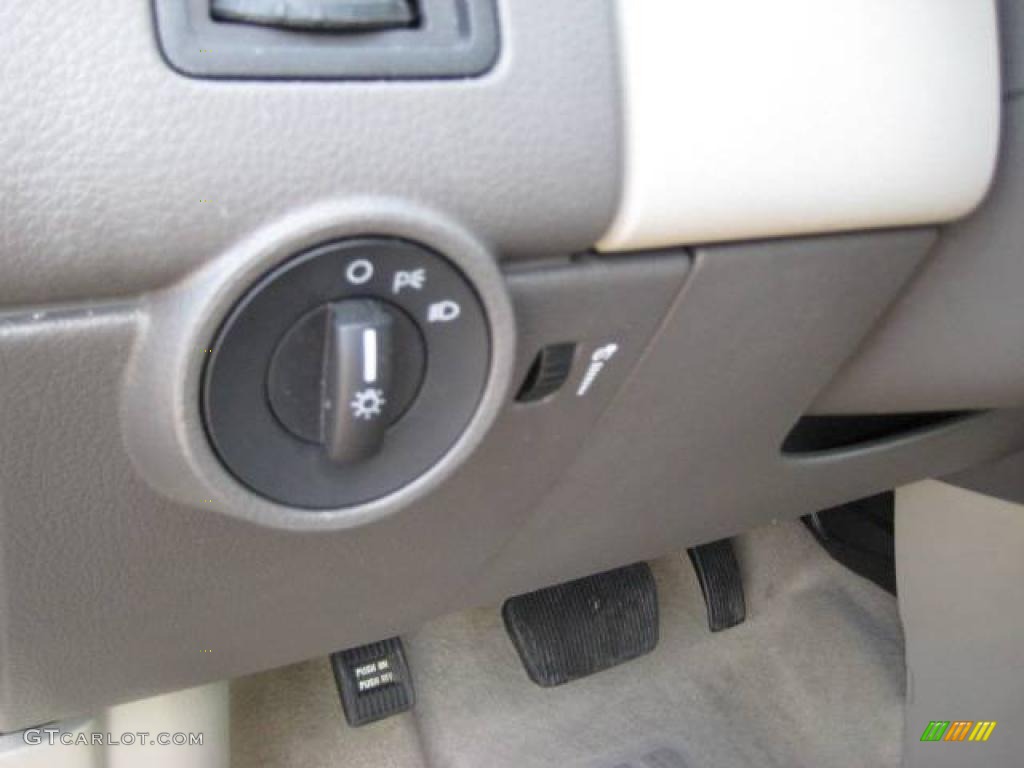 2007 Edge SE AWD - Carbon Metallic / Medium Light Stone photo #21