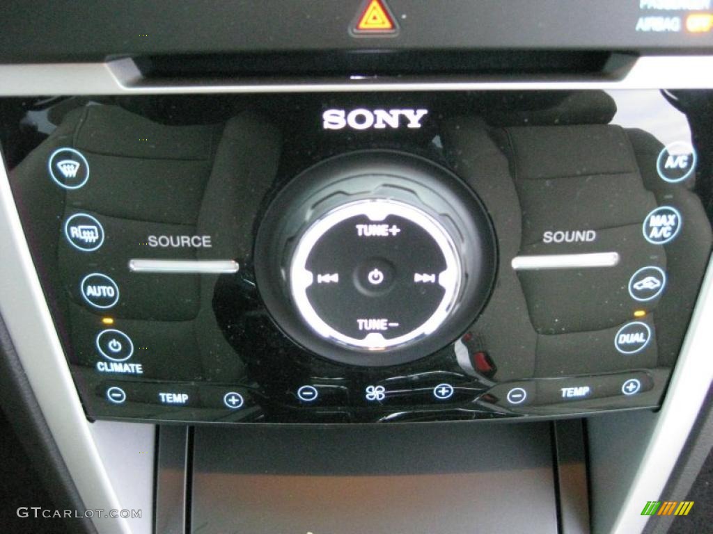2011 Ford Explorer Limited 4WD Controls Photo #43769704