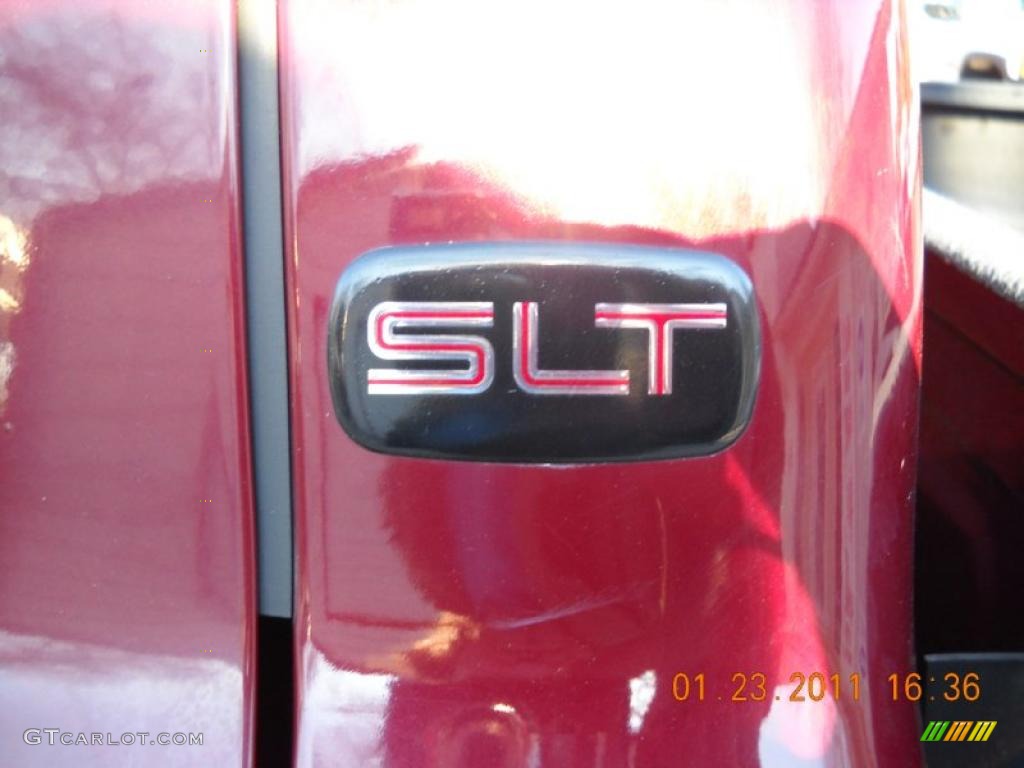 2001 GMC Sierra 2500HD SLT Crew Cab 4x4 Marks and Logos Photo #43770888
