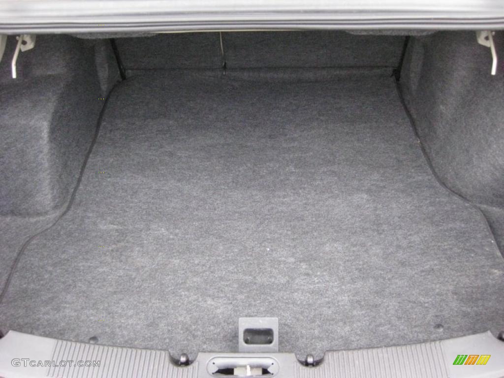 2000 Ford Taurus SES Trunk Photo #43771836
