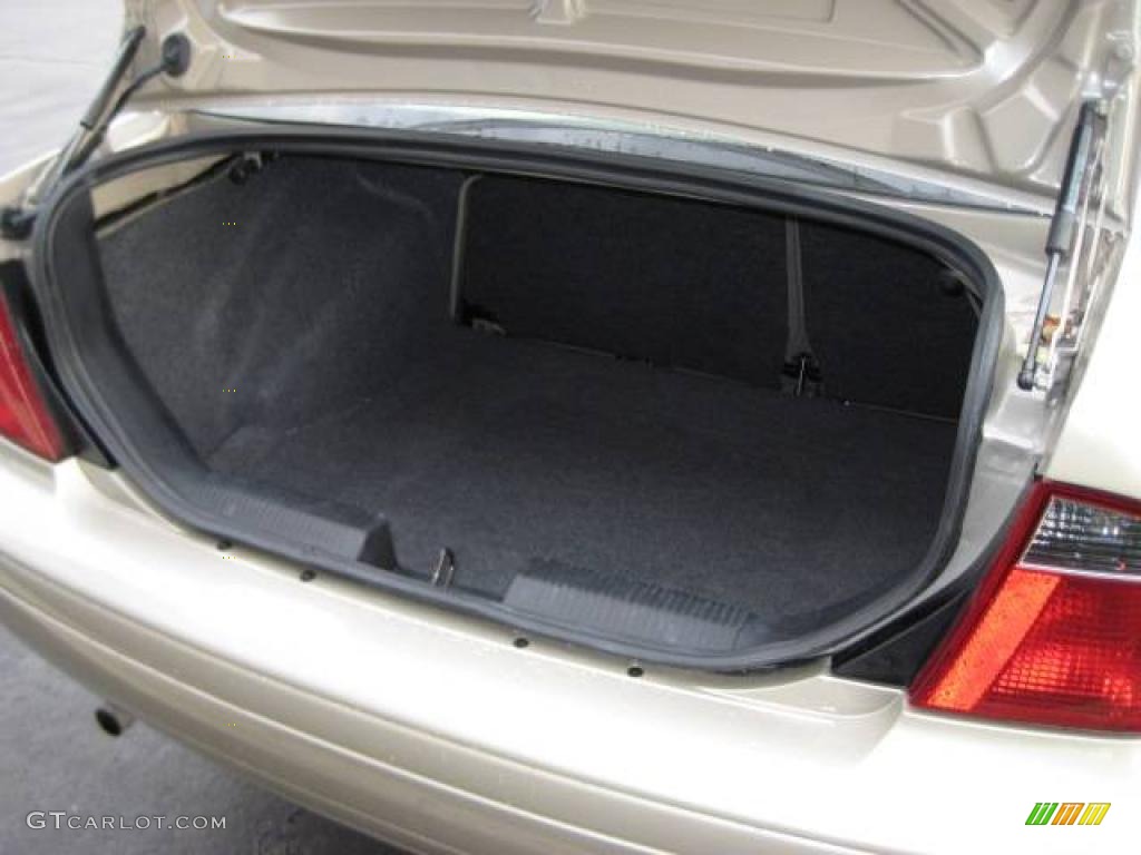 2007 Focus ZX4 SE Sedan - Pueblo Gold Metallic / Dark Pebble/Light Pebble photo #16