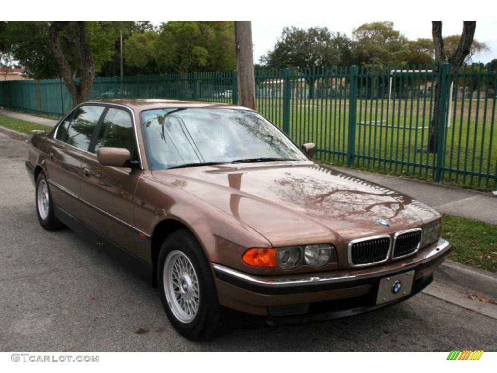 Impala Brown Metallic 2000 BMW 7 Series 740iL Sedan Exterior Photo #43789090