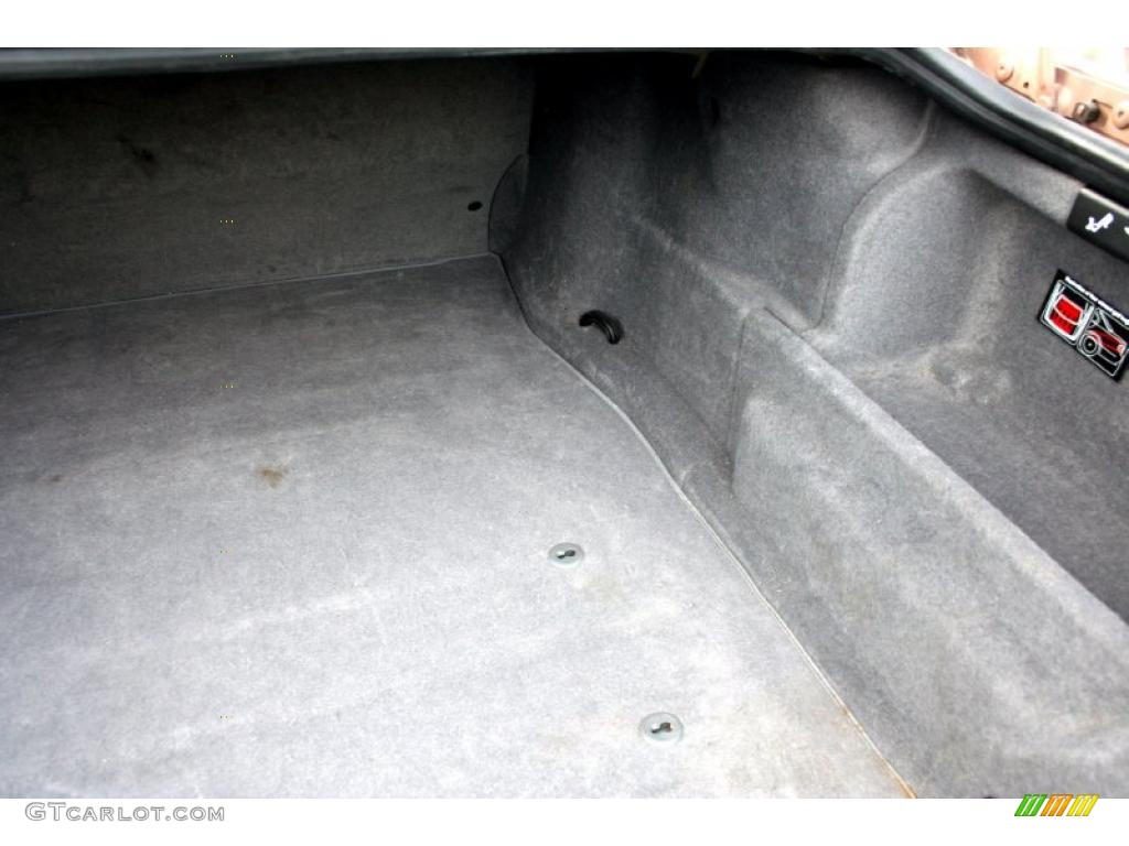 2000 BMW 7 Series 740iL Sedan Trunk Photo #43790046