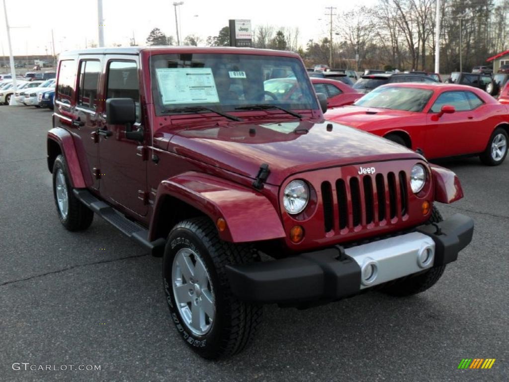 2011 Wrangler Unlimited Sahara 4x4 - Deep Cherry Red / Black photo #5