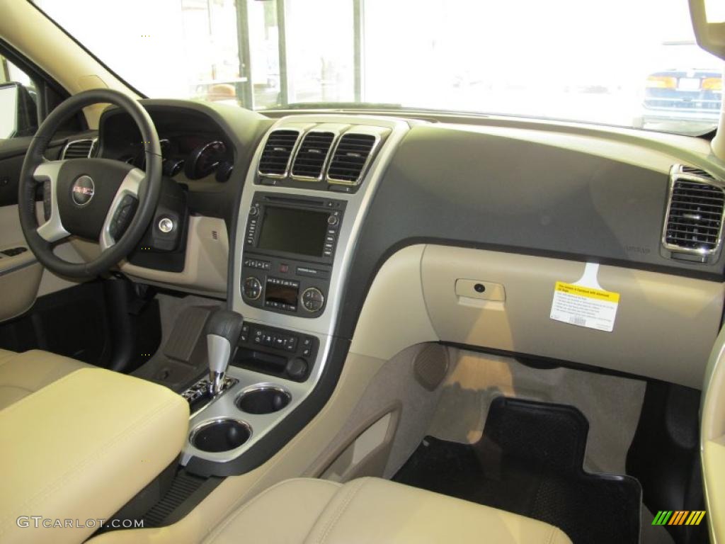 2011 GMC Acadia SLT AWD Cashmere Dashboard Photo #43796182