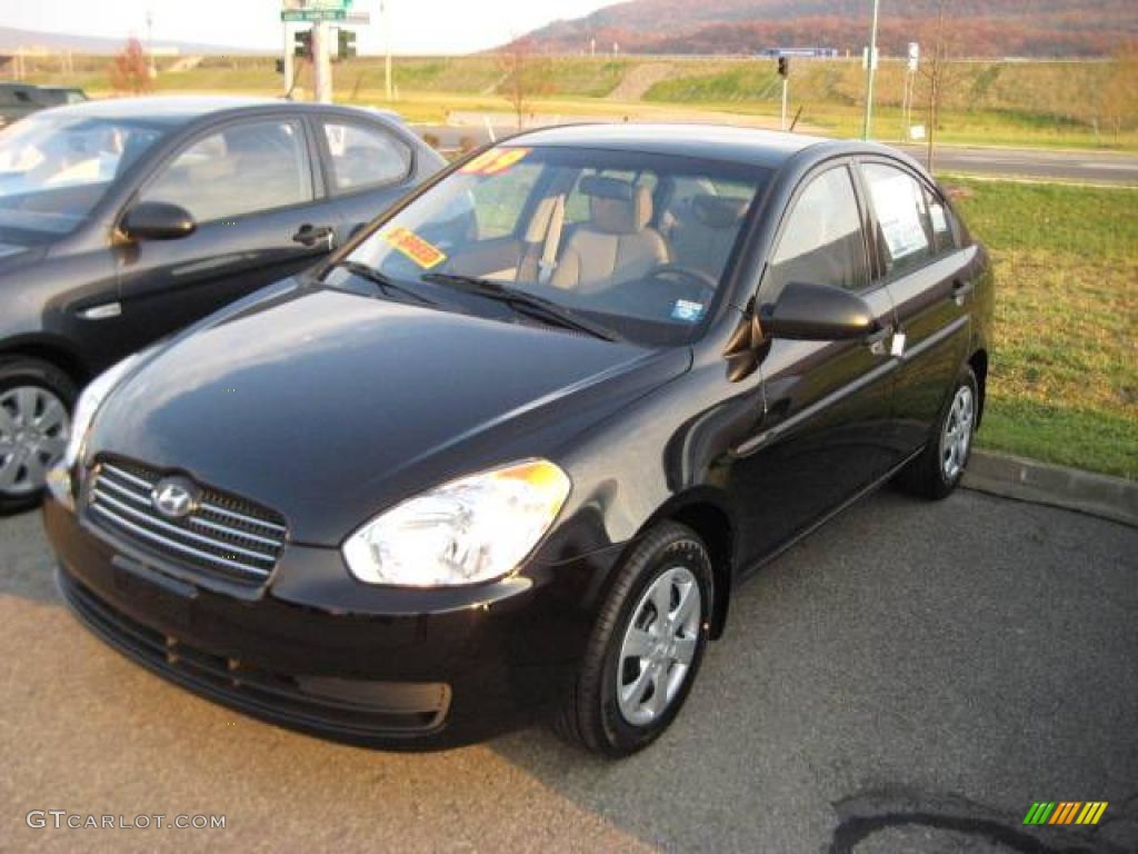 2009 Accent GLS 4 Door - Ebony Black / Gray photo #1