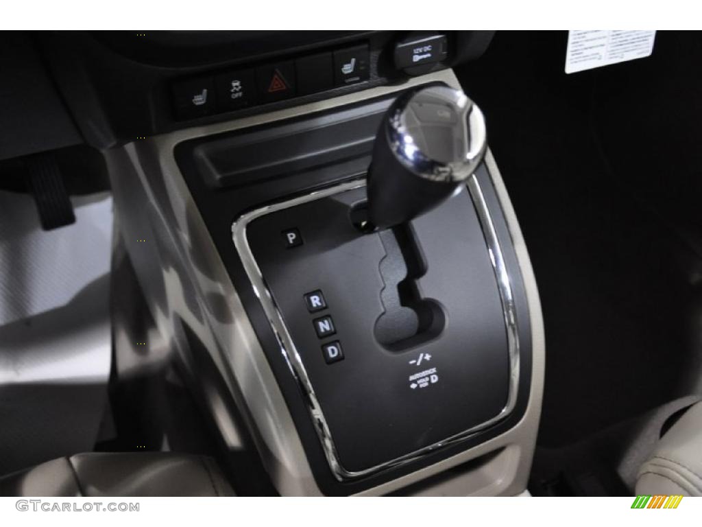 2011 Jeep Patriot Latitude X CVT2 AutoStick Automatic Transmission Photo #43801141