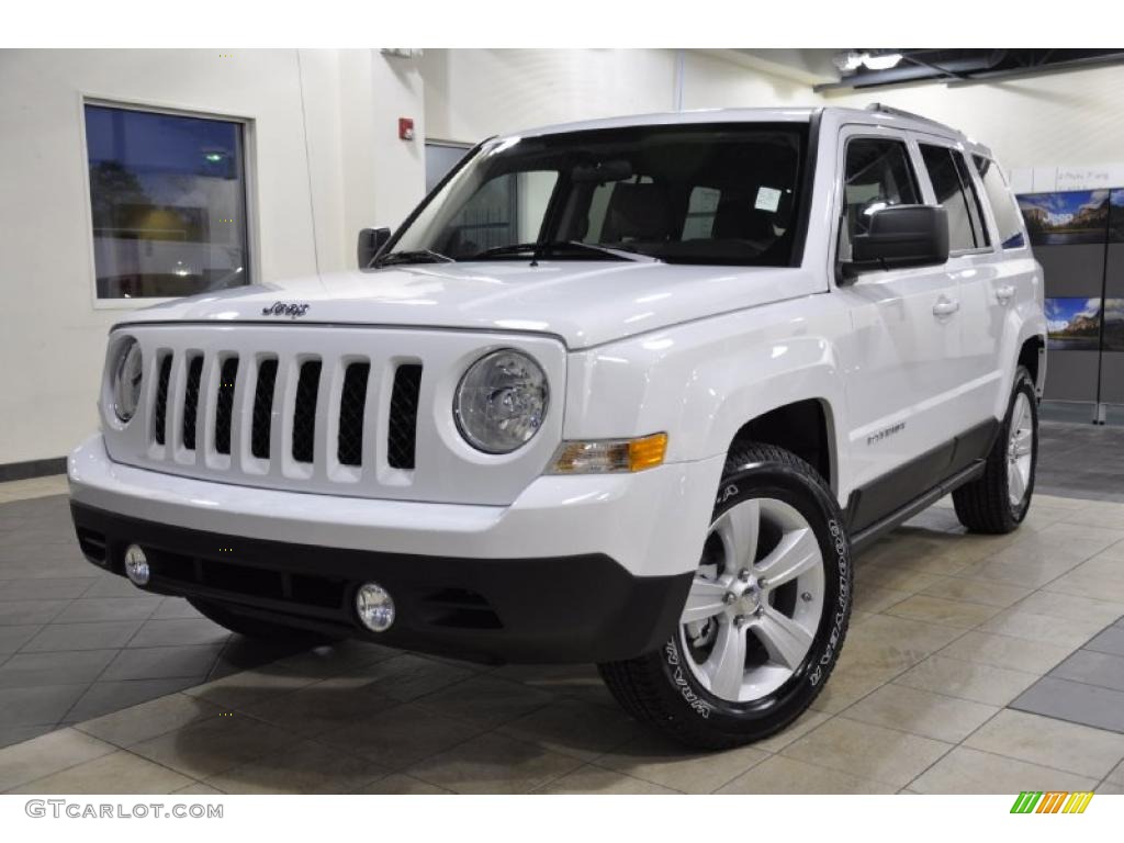 Bright White 2011 Jeep Patriot Sport Exterior Photo #43801257