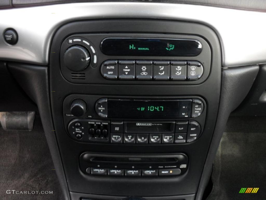 2002 Chrysler 300 Pro-Am Edition Controls Photo #43804005