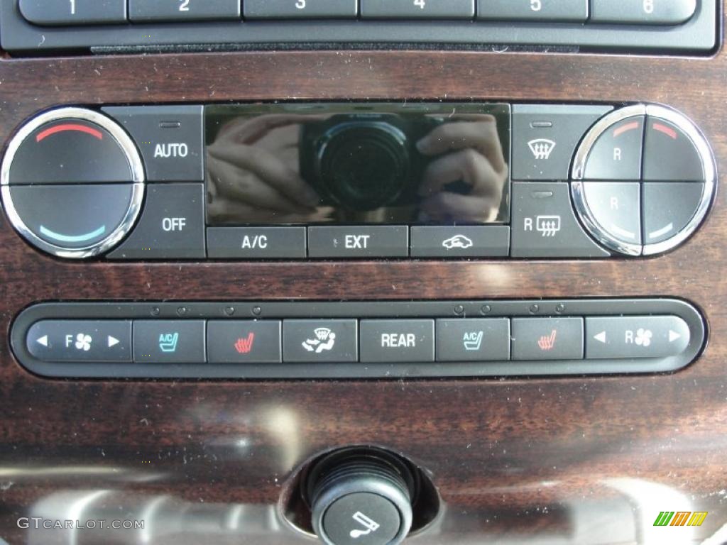 2011 Ford Expedition XLT Controls Photo #43805873