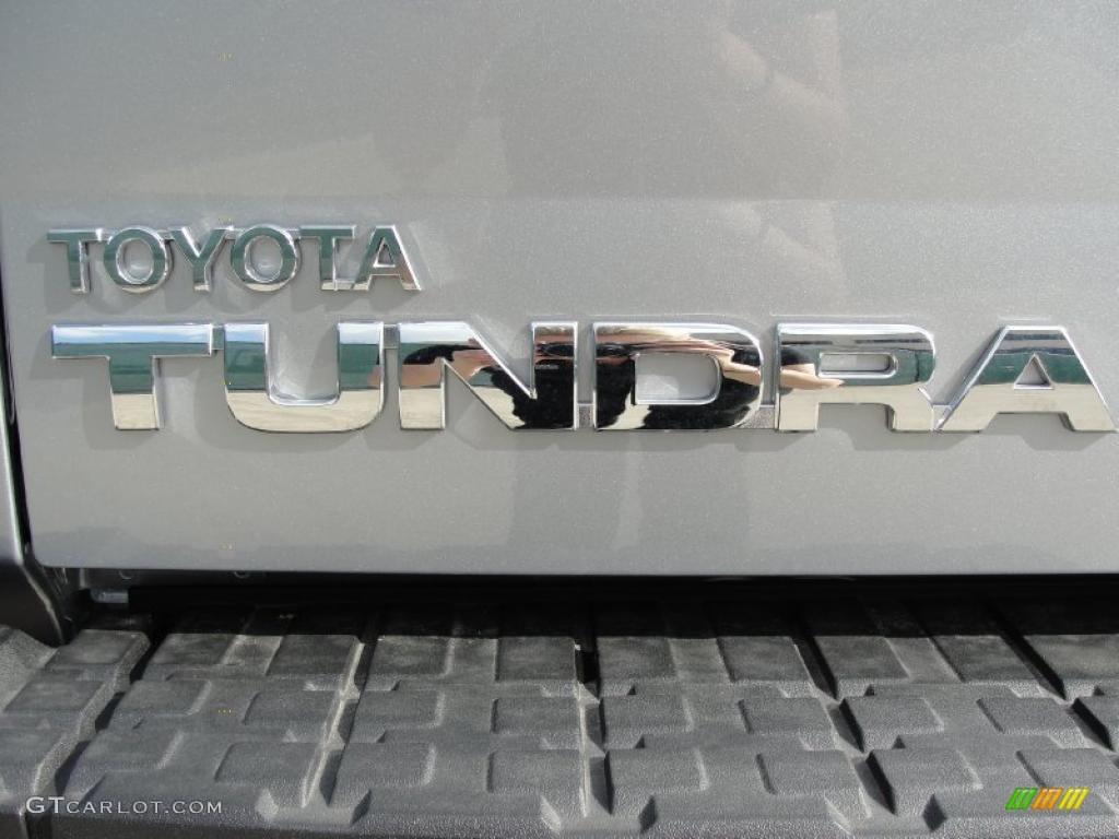 2011 Tundra Double Cab - Silver Sky Metallic / Graphite Gray photo #14