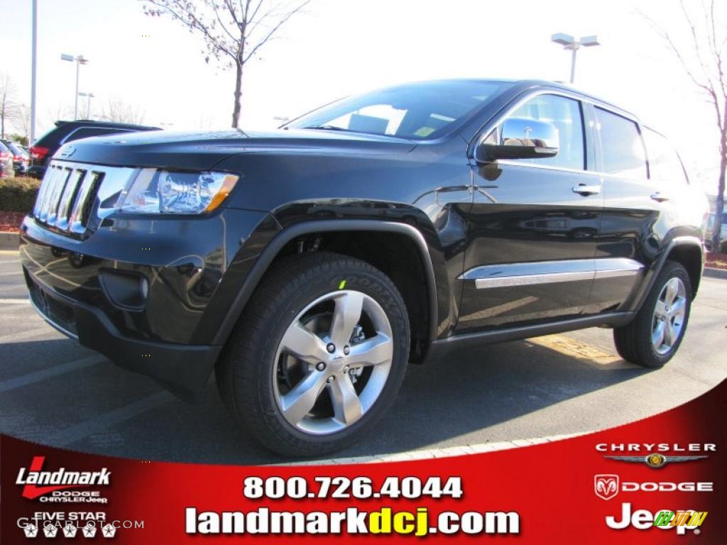 2011 Grand Cherokee Overland - Brilliant Black Crystal Pearl / New Saddle/Black photo #1