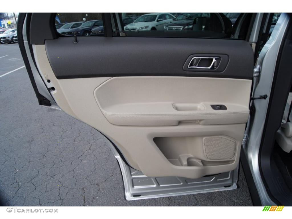 2011 Ford Explorer FWD Medium Light Stone Door Panel Photo #43823281