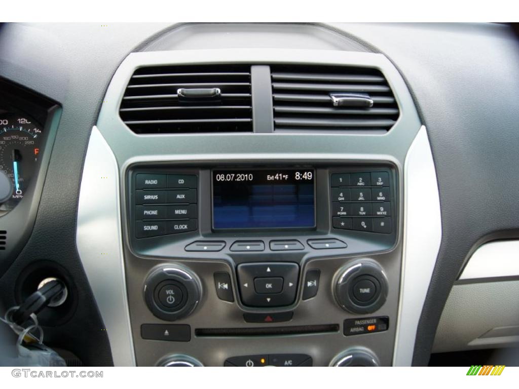 2011 Ford Explorer FWD Controls Photo #43823581