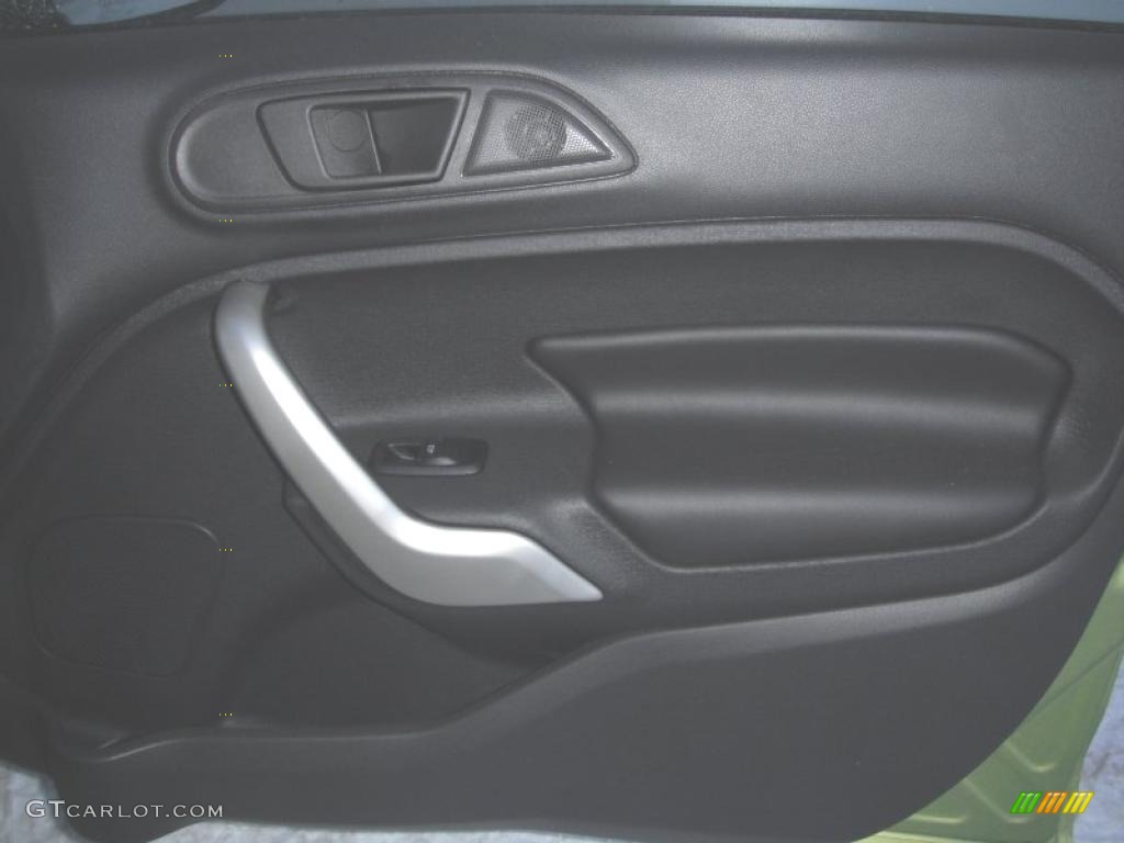 2011 Fiesta SES Hatchback - Lime Squeeze Metallic / Charcoal Black Leather photo #21