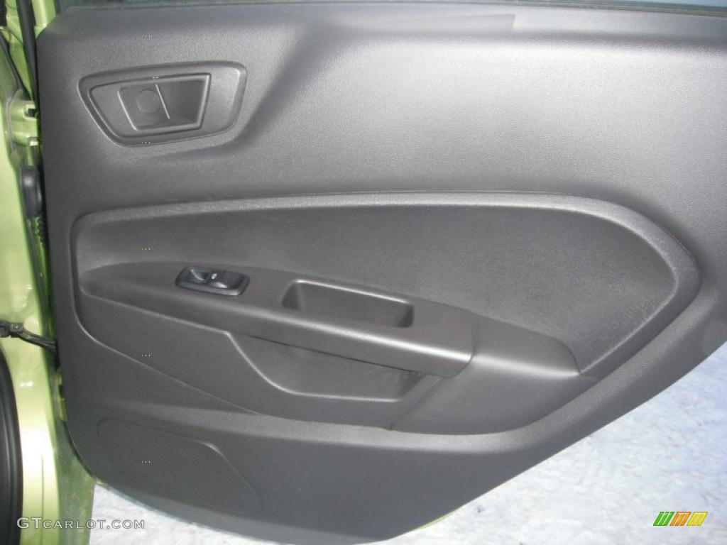 2011 Fiesta SES Hatchback - Lime Squeeze Metallic / Charcoal Black Leather photo #23