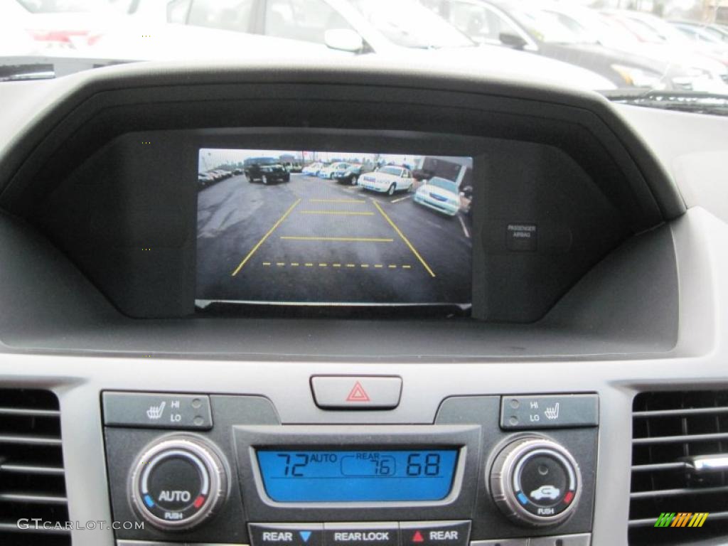 2011 Honda Odyssey EX-L Controls Photo #43828909