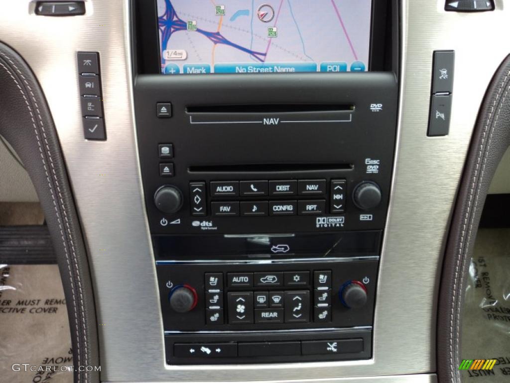 2009 Cadillac Escalade Platinum Controls Photo #43832057