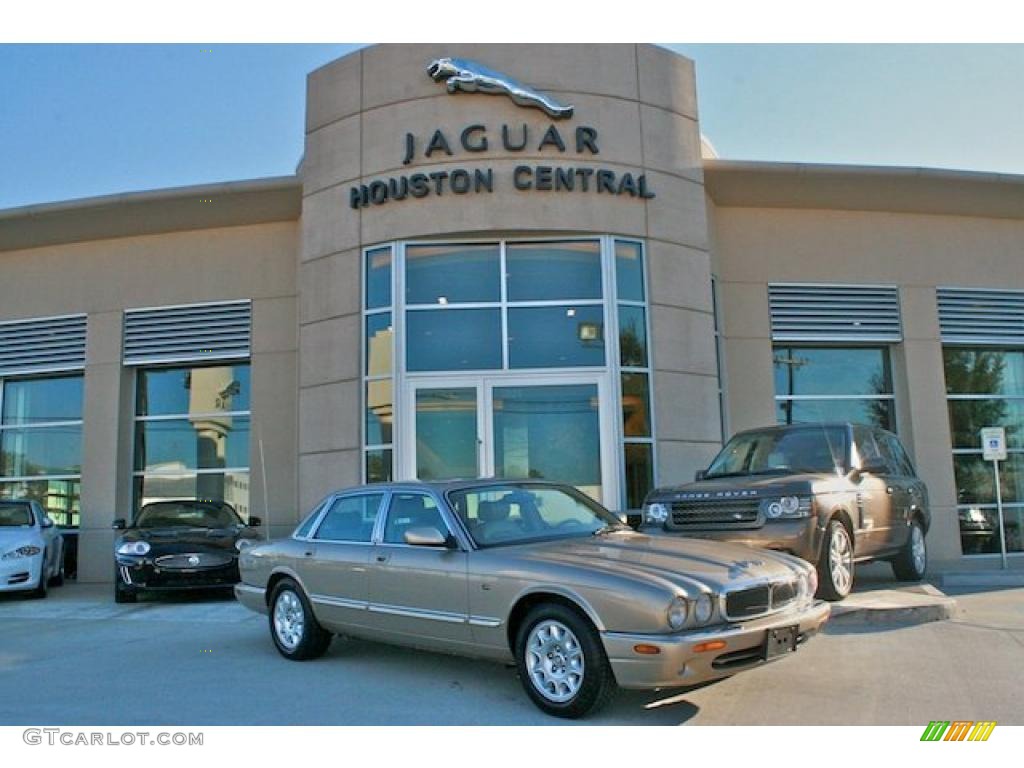 Topaz Metallic Jaguar XJ