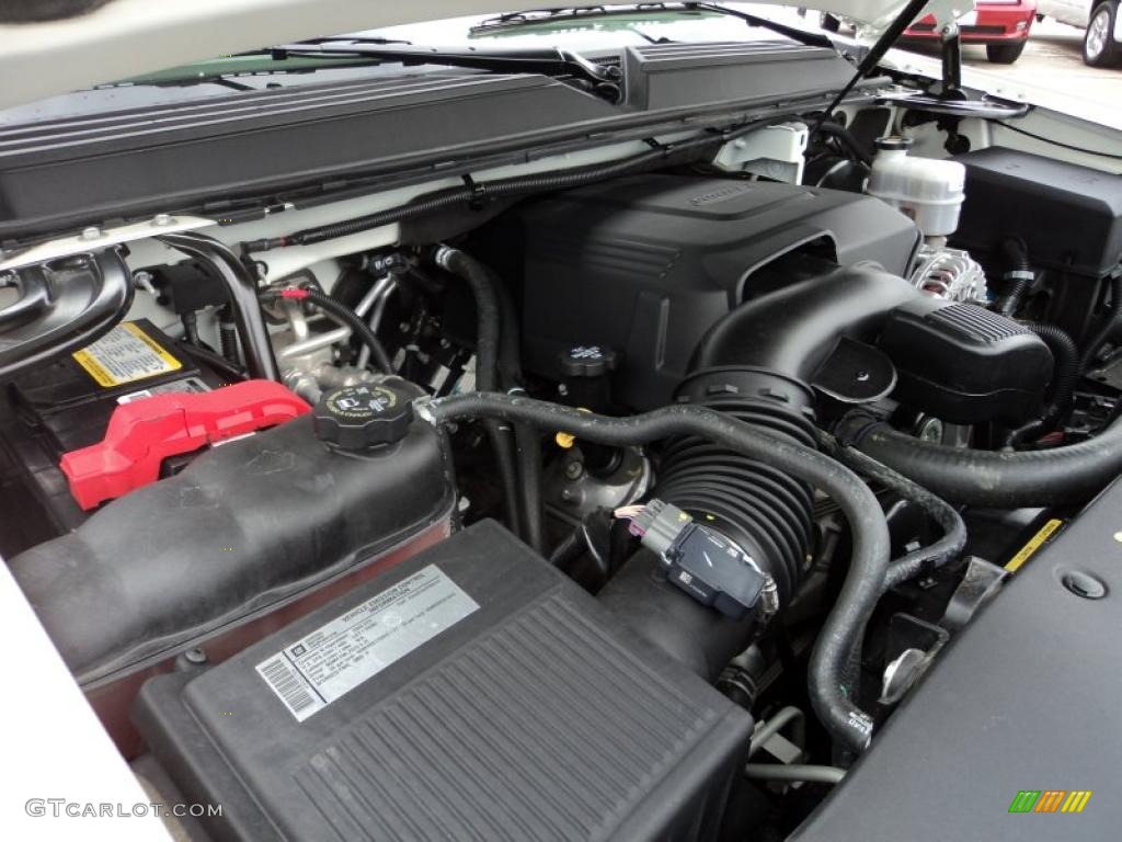 2009 Cadillac Escalade Platinum Engine Photos