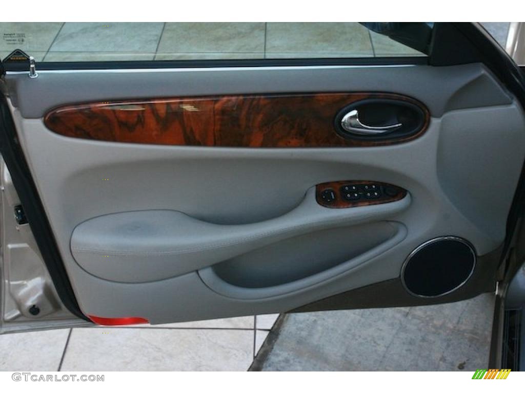 1999 Jaguar XJ XJ8 Cashmere Door Panel Photo #43832642
