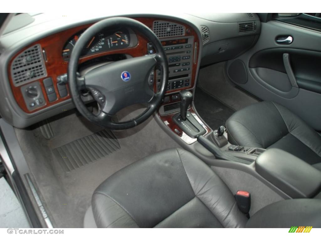 Medium Gray Interior 2001 Saab 9-5 SE Sedan Photo #43834913