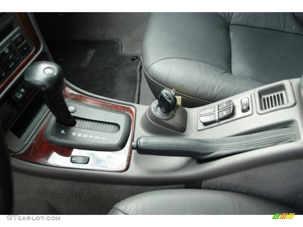 2001 Saab 9-5 SE Sedan Transmission Photos
