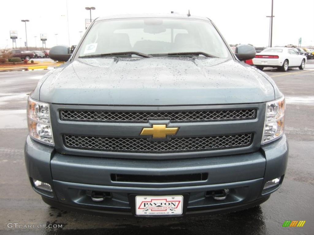 2011 Silverado 1500 LT Crew Cab 4x4 - Blue Granite Metallic / Light Titanium/Ebony photo #2