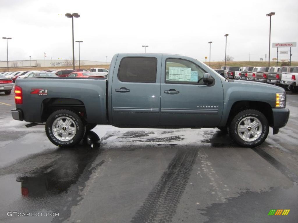 2011 Silverado 1500 LT Crew Cab 4x4 - Blue Granite Metallic / Light Titanium/Ebony photo #4