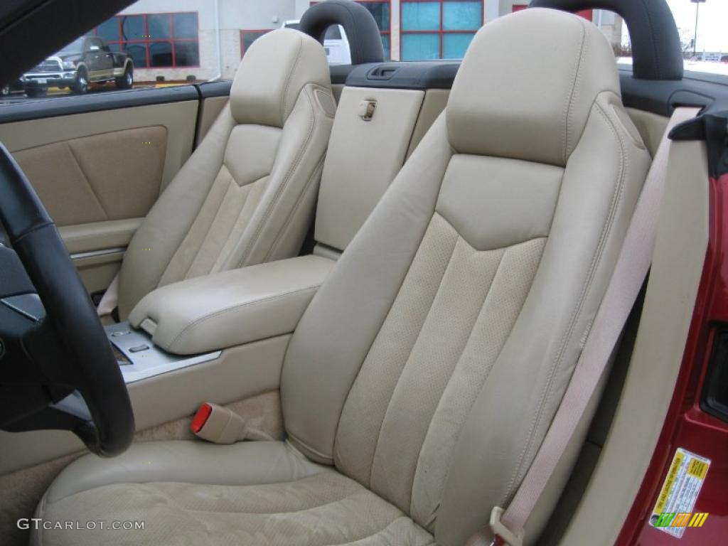 2009 Cadillac XLR V Series Roadster Interior Color Photos