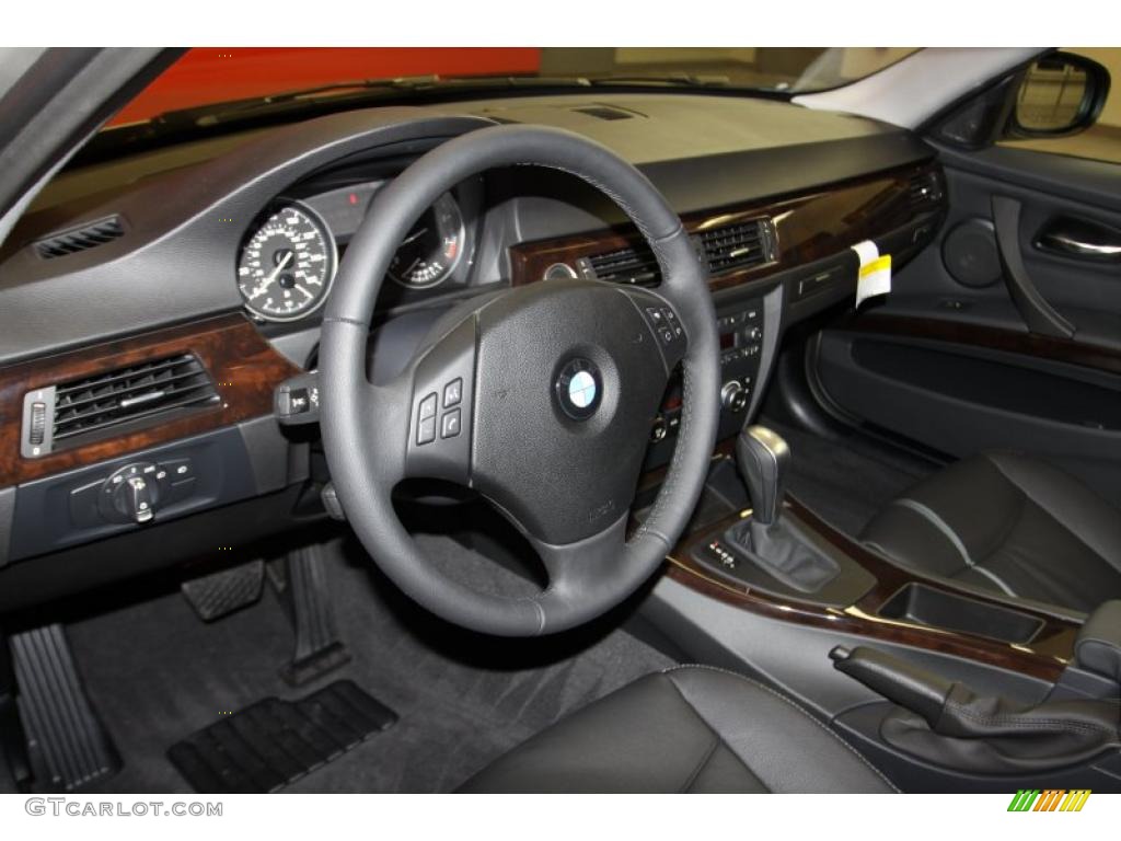 2011 3 Series 328i Sedan - Platinum Bronze Metallic / Black Dakota Leather photo #9