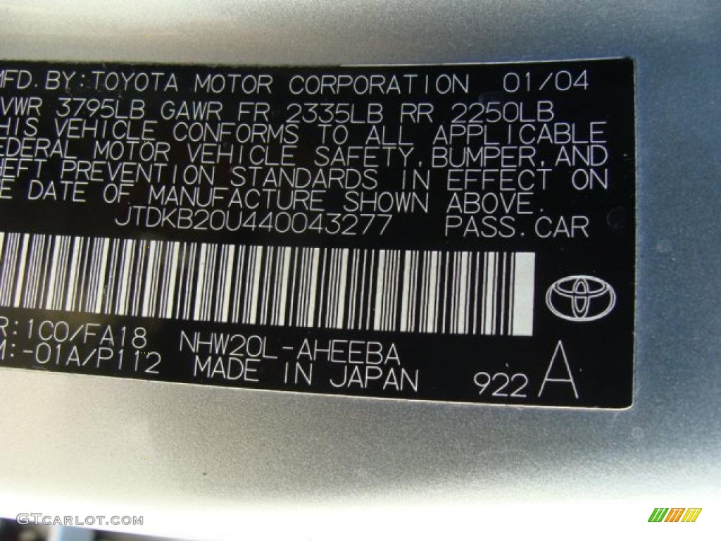 2004 Prius Hybrid - Millenium Silver Metallic / Burgundy/Gray photo #14