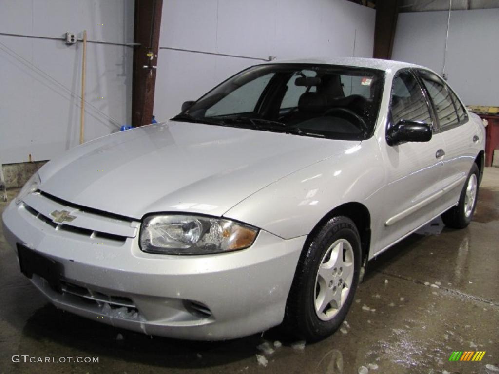 2004 Cavalier Sedan - Ultra Silver Metallic / Graphite photo #1