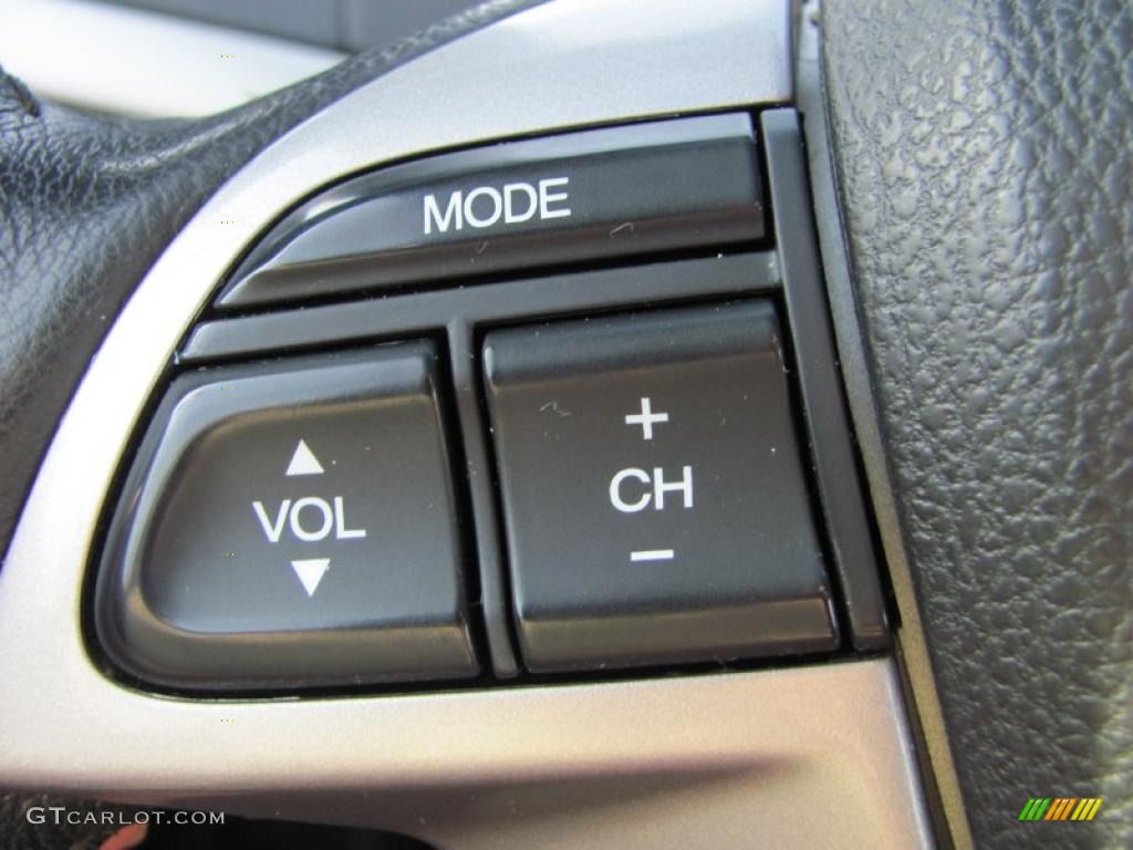 2008 Honda Accord EX-L Coupe Controls Photo #43856369