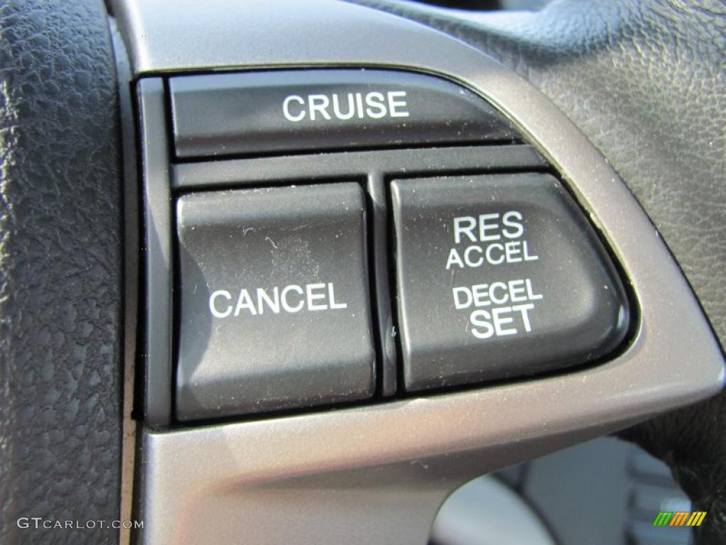 2008 Honda Accord EX-L Coupe Controls Photo #43856385