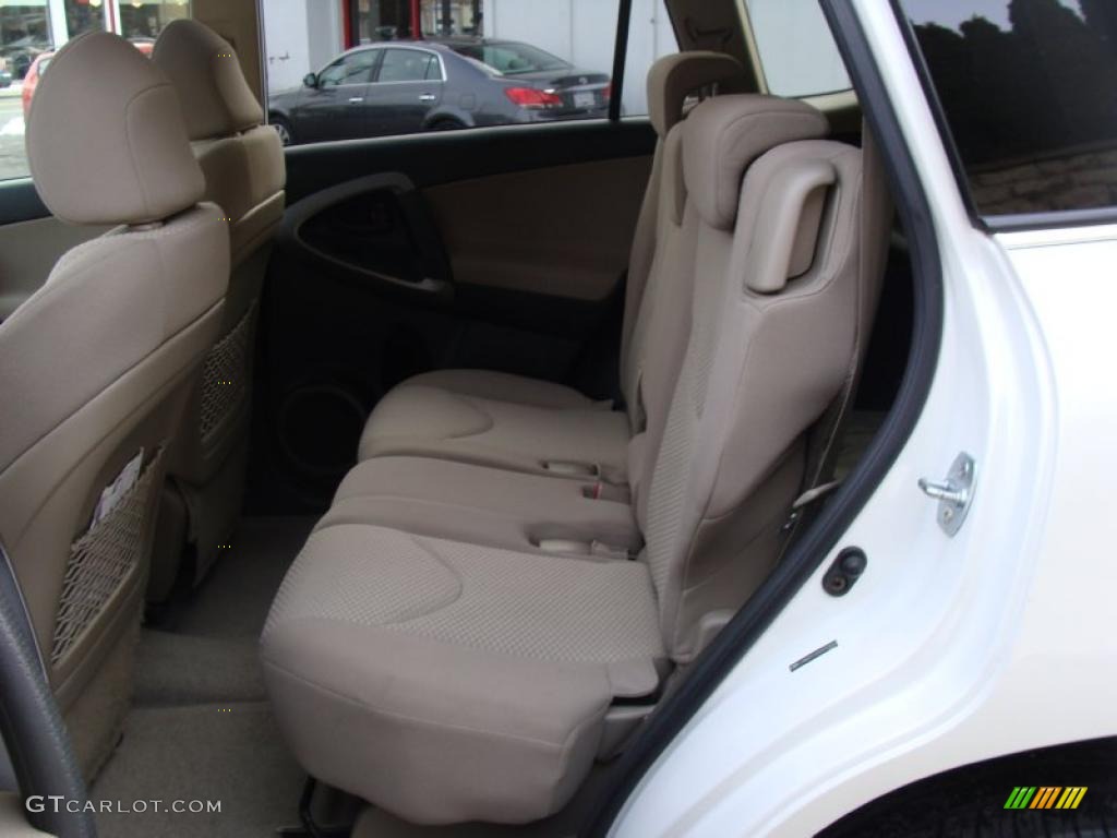 2006 RAV4 Limited 4WD - Blizzard White Pearl / Taupe photo #26