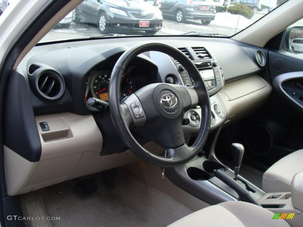 2006 RAV4 Limited 4WD - Blizzard White Pearl / Taupe photo #27