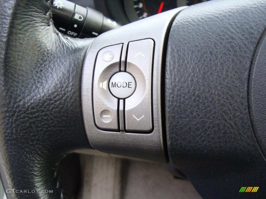 2006 RAV4 Limited 4WD - Blizzard White Pearl / Taupe photo #29
