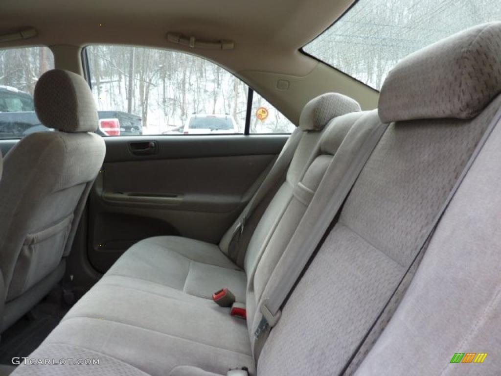 2004 Camry LE - Black / Taupe photo #9