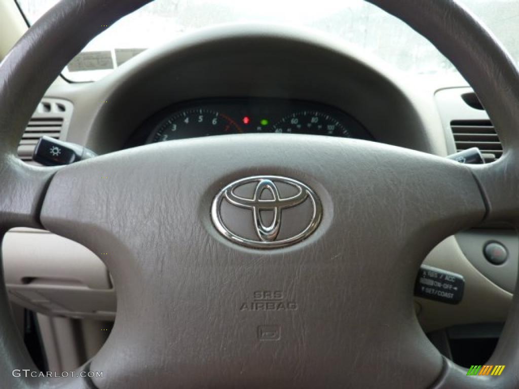 2004 Camry LE - Black / Taupe photo #14