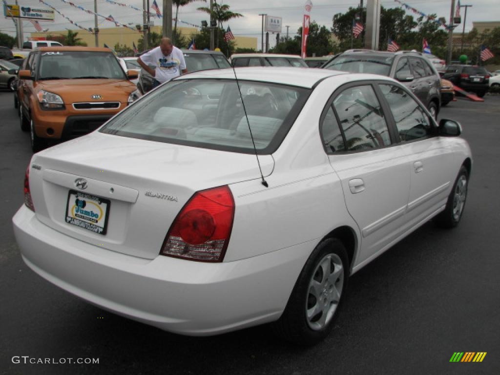 2004 Elantra GLS Sedan - Nordic White / Gray photo #11