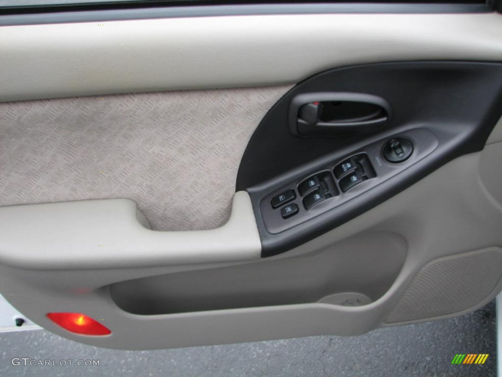 2004 Elantra GLS Sedan - Nordic White / Gray photo #20