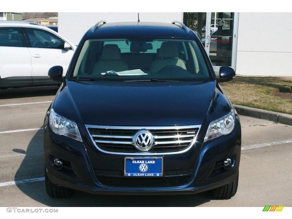 2011 Tiguan SE - Night Blue Metallic / Sandstone photo #2